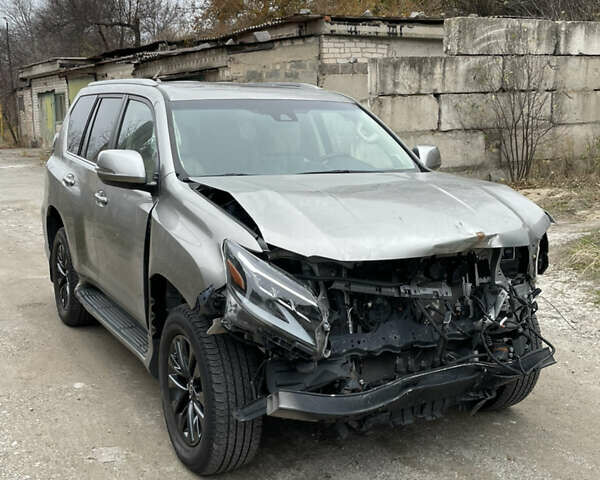 Сірий Лексус ГХ, об'ємом двигуна 4.61 л та пробігом 49 тис. км за 39000 $, фото 5 на Automoto.ua