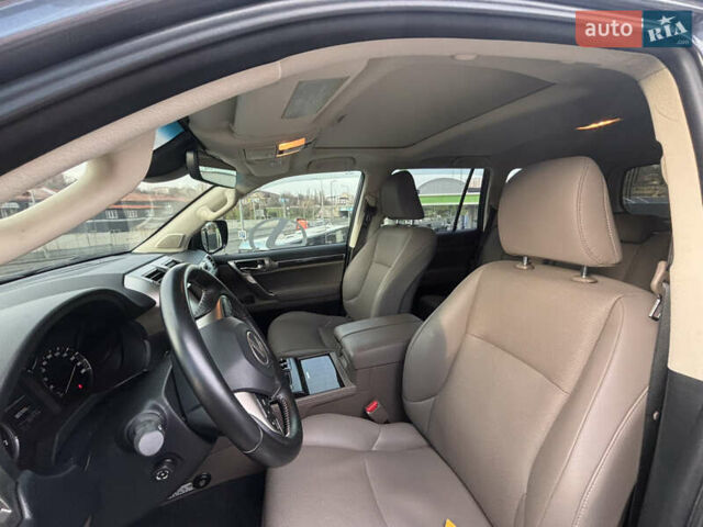 Серый Лексус ГХ, объемом двигателя 4.61 л и пробегом 32 тыс. км за 59800 $, фото 16 на Automoto.ua