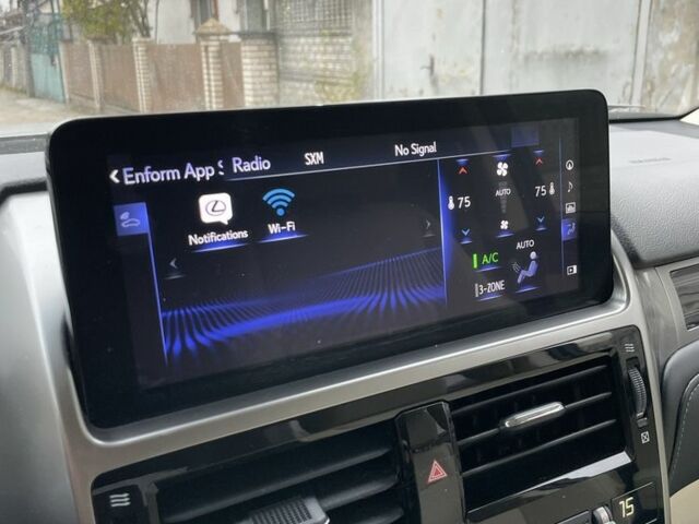 Серый Лексус ГХ, объемом двигателя 4.6 л и пробегом 49 тыс. км за 39000 $, фото 10 на Automoto.ua