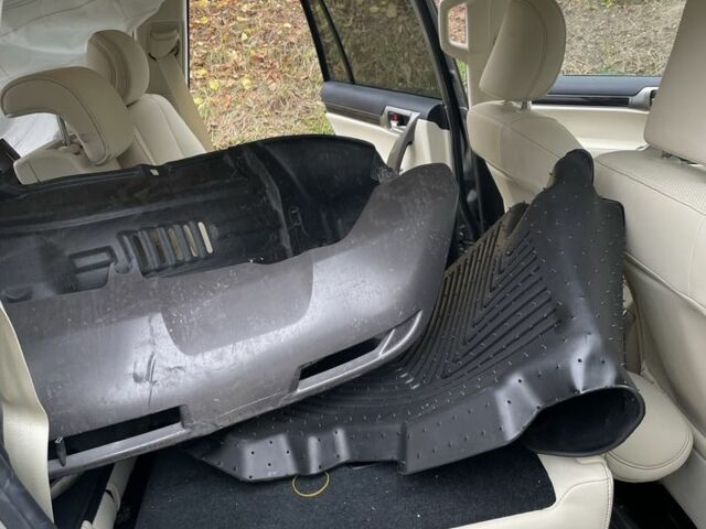 Серый Лексус ГХ, объемом двигателя 4.6 л и пробегом 49 тыс. км за 39000 $, фото 20 на Automoto.ua