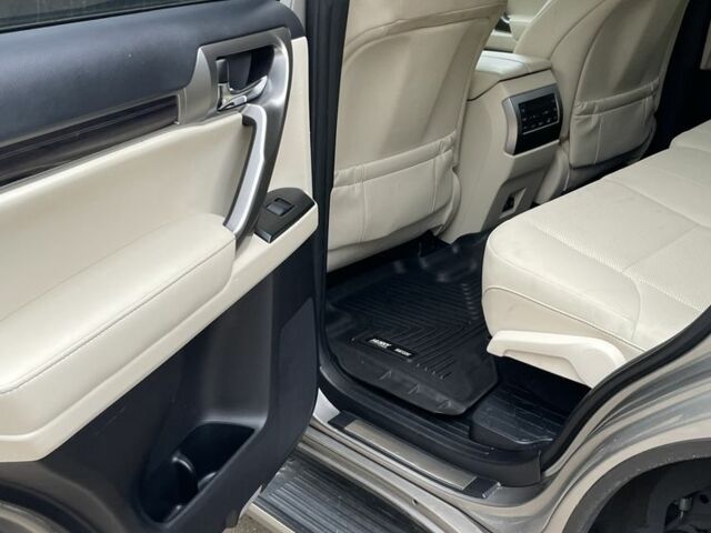 Серый Лексус ГХ, объемом двигателя 4.6 л и пробегом 49 тыс. км за 39000 $, фото 8 на Automoto.ua