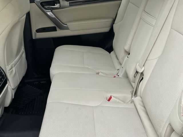 Серый Лексус ГХ, объемом двигателя 4.6 л и пробегом 49 тыс. км за 39000 $, фото 9 на Automoto.ua