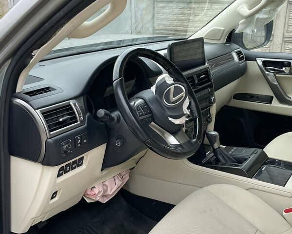 Сірий Лексус ГХ, об'ємом двигуна 4.61 л та пробігом 49 тис. км за 39000 $, фото 6 на Automoto.ua