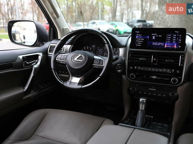 Сірий Лексус ГХ, об'ємом двигуна 4.61 л та пробігом 29 тис. км за 67000 $, фото 14 на Automoto.ua