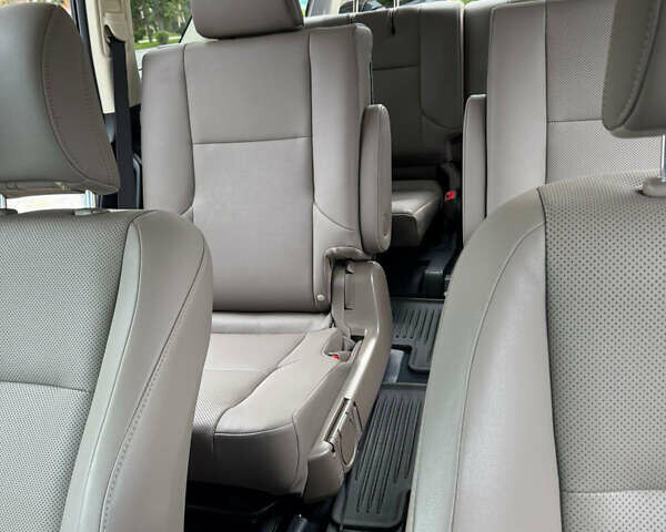 Лексус ГХ 2023 у Харкові на Automoto.ua Сірий Лексус ГХ, об'ємом двигуна 4.61 л та пробігом 29 тис. км за 69500 $, фото 15 на Automoto.ua