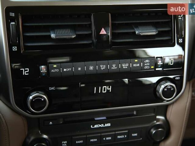 Сірий Лексус ГХ, об'ємом двигуна 4.61 л та пробігом 29 тис. км за 67000 $, фото 20 на Automoto.ua