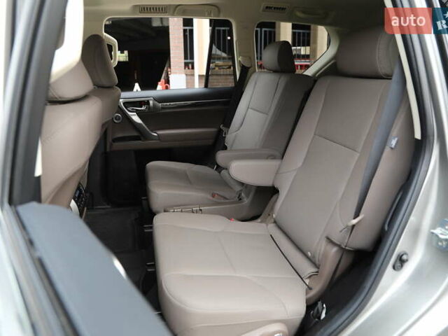 Сірий Лексус ГХ, об'ємом двигуна 4.61 л та пробігом 29 тис. км за 67000 $, фото 10 на Automoto.ua