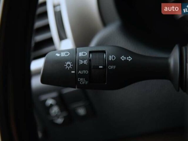 Сірий Лексус ГХ, об'ємом двигуна 4.61 л та пробігом 29 тис. км за 67000 $, фото 29 на Automoto.ua