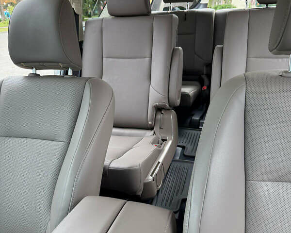 Лексус ГХ 2023 у Харкові на Automoto.ua Сірий Лексус ГХ, об'ємом двигуна 4.61 л та пробігом 29 тис. км за 69500 $, фото 8 на Automoto.ua