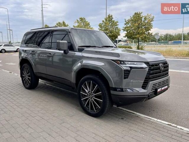 Серый Лексус ГХ, объемом двигателя 3.5 л и пробегом 2 тыс. км за 107777 $, фото 8 на Automoto.ua