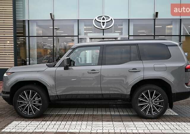 Сірий Лексус ГХ, об'ємом двигуна 3.45 л та пробігом 3 тис. км за 90560 $, фото 2 на Automoto.ua