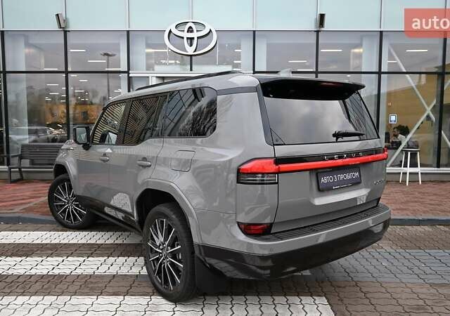 Сірий Лексус ГХ, об'ємом двигуна 3.45 л та пробігом 3 тис. км за 90560 $, фото 1 на Automoto.ua