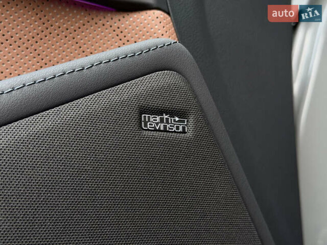 Сірий Лексус ГХ, об'ємом двигуна 3.45 л та пробігом 4 тис. км за 101200 $, фото 17 на Automoto.ua