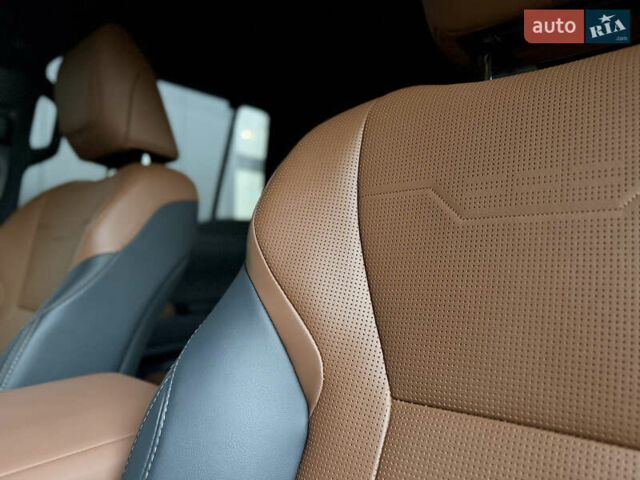 Сірий Лексус ГХ, об'ємом двигуна 3.45 л та пробігом 4 тис. км за 101200 $, фото 19 на Automoto.ua