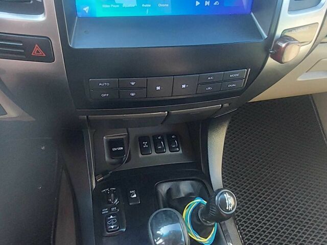 Синий Лексус ГХ, объемом двигателя 4.7 л и пробегом 165 тыс. км за 15500 $, фото 2 на Automoto.ua