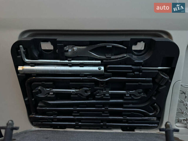 Синий Лексус ГХ, объемом двигателя 4.6 л и пробегом 163 тыс. км за 17700 $, фото 51 на Automoto.ua