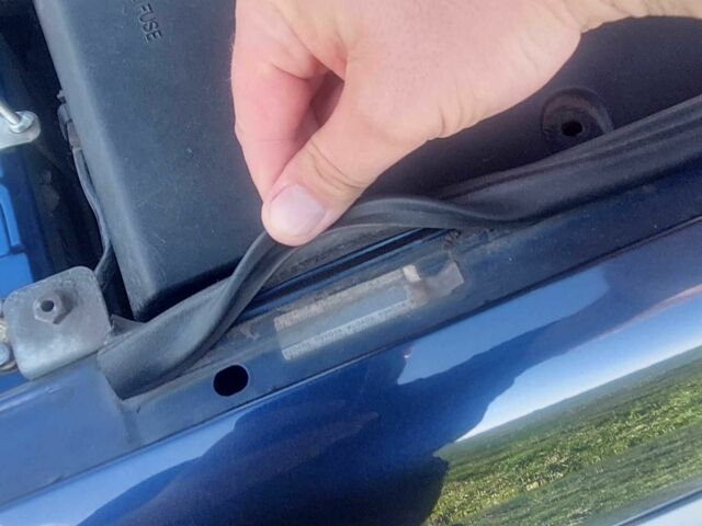 Синий Лексус ГХ, объемом двигателя 4.7 л и пробегом 165 тыс. км за 15500 $, фото 3 на Automoto.ua