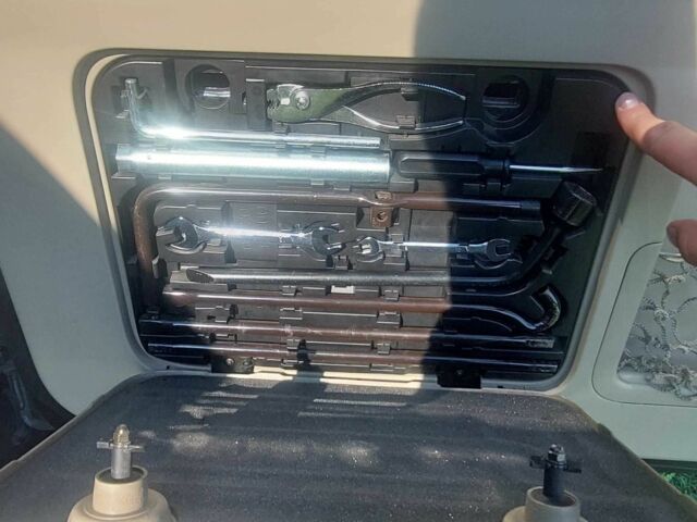 Синий Лексус ГХ, объемом двигателя 4.7 л и пробегом 165 тыс. км за 15500 $, фото 5 на Automoto.ua