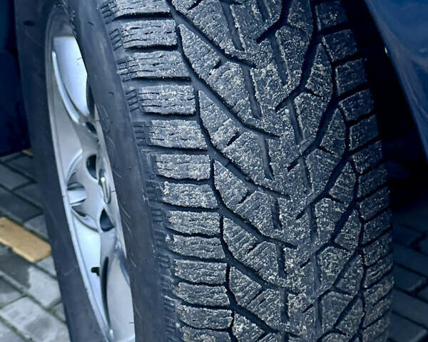 Синий Лексус ГХ, объемом двигателя 4.6 л и пробегом 163 тыс. км за 17700 $, фото 24 на Automoto.ua