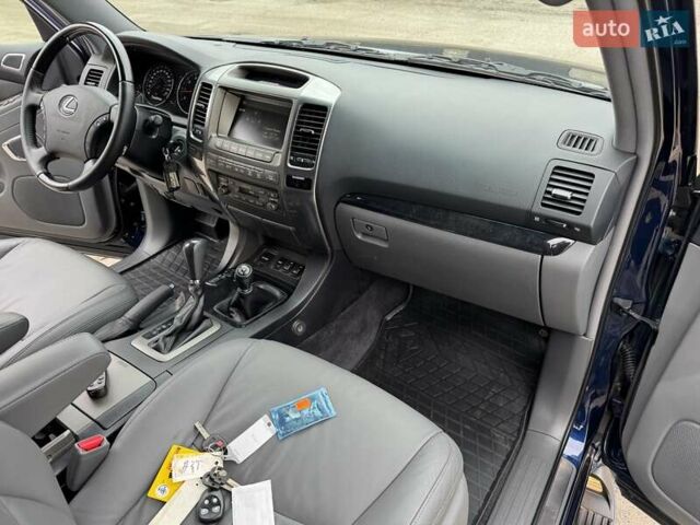 Синий Лексус ГХ, объемом двигателя 4.7 л и пробегом 74 тыс. км за 30999 $, фото 62 на Automoto.ua