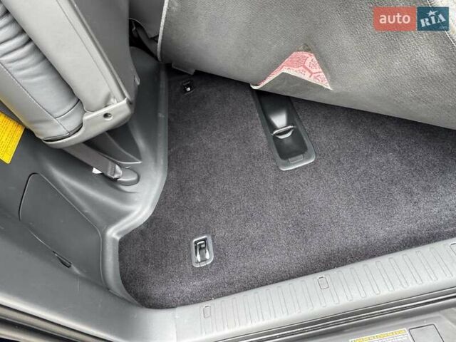 Синий Лексус ГХ, объемом двигателя 4.7 л и пробегом 74 тыс. км за 30999 $, фото 109 на Automoto.ua