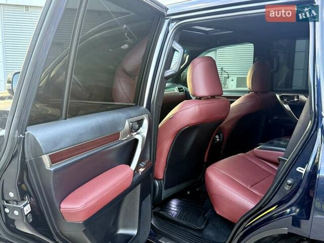 Лексус ГХ 2017 у Києві на Automoto.ua Синій Лексус ГХ, об'ємом двигуна 4.61 л та пробігом 350 тис. км за 37200 $, фото 28 на Automoto.ua