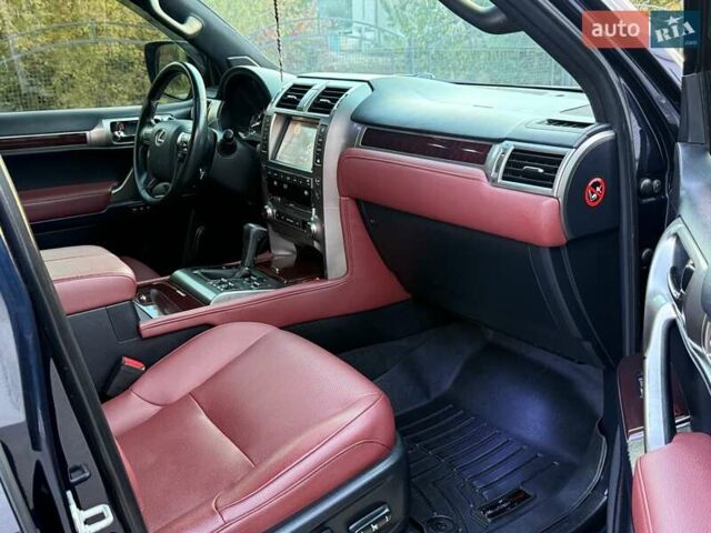 Лексус ГХ 2017 у Києві на Automoto.ua Синій Лексус ГХ, об'ємом двигуна 4.61 л та пробігом 350 тис. км за 37200 $, фото 21 на Automoto.ua