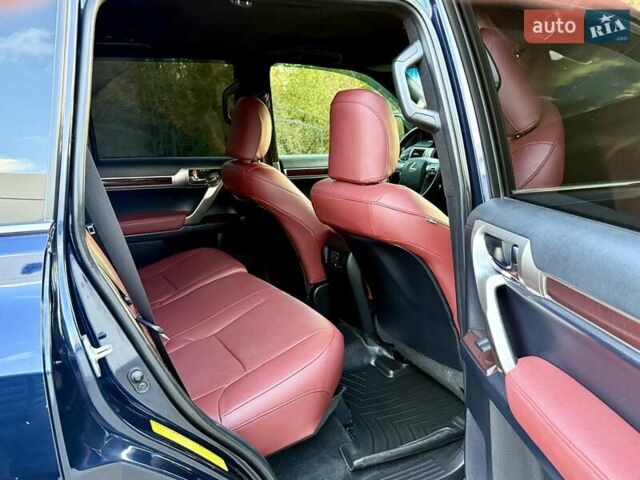 Лексус ГХ 2017 у Києві на Automoto.ua Синій Лексус ГХ, об'ємом двигуна 4.61 л та пробігом 350 тис. км за 37200 $, фото 24 на Automoto.ua