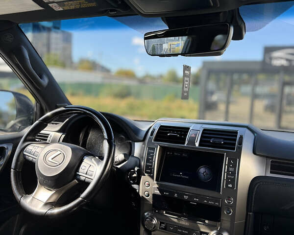 Лексус ГХ 2021 у Києві на Automoto.ua Синій Лексус ГХ, об'ємом двигуна 4.61 л та пробігом 34 тис. км за 69900 $, фото 14 на Automoto.ua