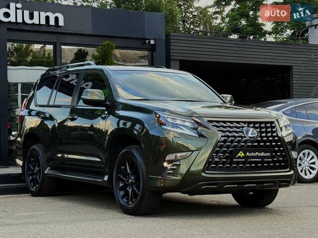 Лексус ГХ 2021 у Києві на Automoto.ua Зелений Лексус ГХ, об'ємом двигуна 4.61 л та пробігом 40 тис. км за 53999 $, фото 3 на Automoto.ua