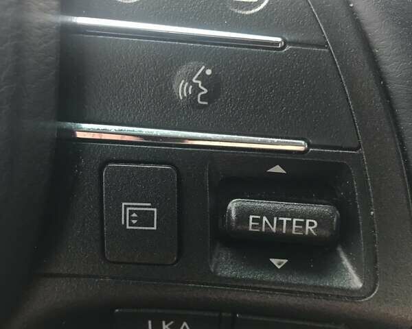 Сірий Лексус ХС, об'ємом двигуна 2.36 л та пробігом 207 тис. км за 13900 $, фото 12 на Automoto.ua