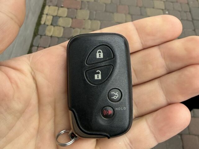 Серый Лексус ХС, объемом двигателя 2.4 л и пробегом 150 тыс. км за 10900 $, фото 15 на Automoto.ua