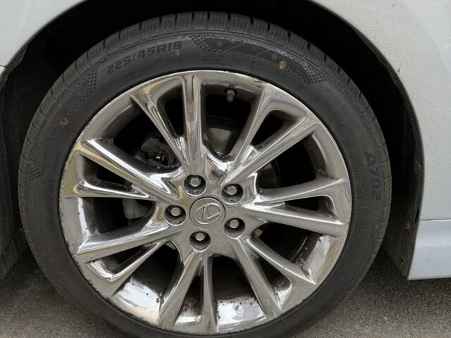 Серый Лексус ХС, объемом двигателя 2.4 л и пробегом 150 тыс. км за 10900 $, фото 12 на Automoto.ua