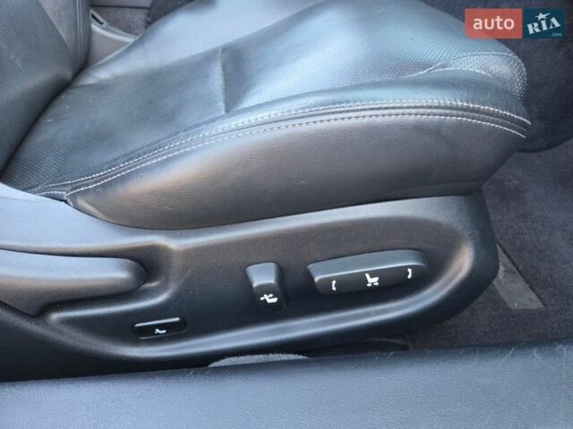 Білий Лексус ІС, об'ємом двигуна 2.5 л та пробігом 158 тис. км за 17500 $, фото 37 на Automoto.ua