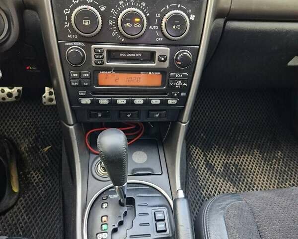 Білий Лексус ІС, об'ємом двигуна 1.99 л та пробігом 402 тис. км за 5300 $, фото 9 на Automoto.ua