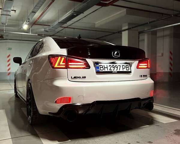 Белый Лексус ИС, объемом двигателя 3.46 л и пробегом 214 тыс. км за 10900 $, фото 12 на Automoto.ua