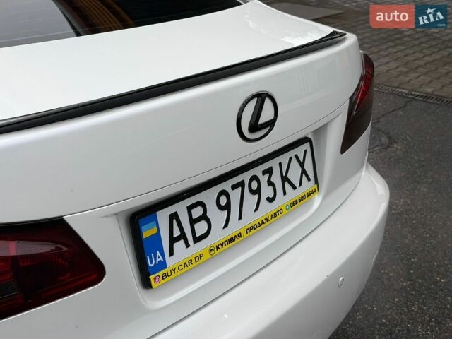Білий Лексус ІС, об'ємом двигуна 2.5 л та пробігом 205 тис. км за 8799 $, фото 23 на Automoto.ua