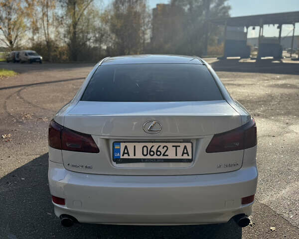 Білий Лексус ІС, об'ємом двигуна 2.5 л та пробігом 136 тис. км за 9500 $, фото 5 на Automoto.ua