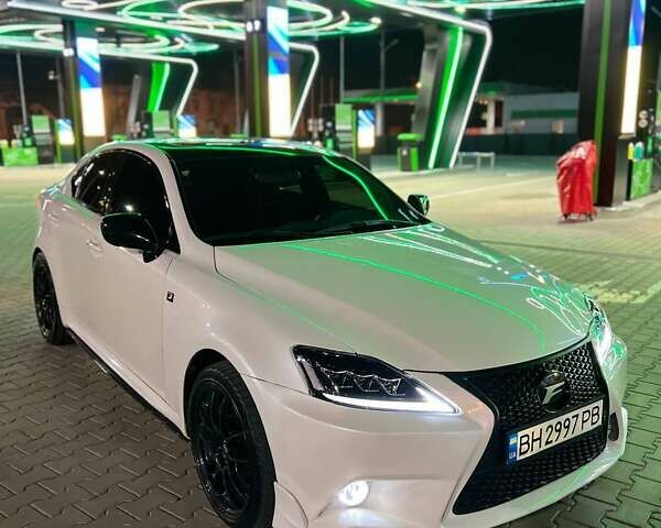 Белый Лексус ИС, объемом двигателя 3.46 л и пробегом 212 тыс. км за 12300 $, фото 9 на Automoto.ua