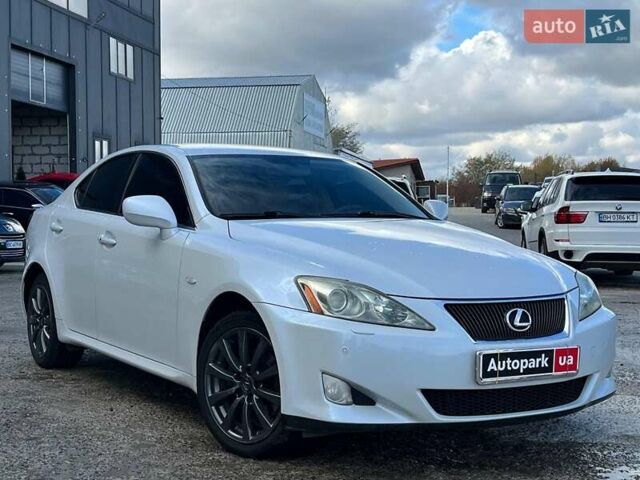 Білий Лексус ІС, об'ємом двигуна 2.2 л та пробігом 351 тис. км за 8990 $, фото 2 на Automoto.ua
