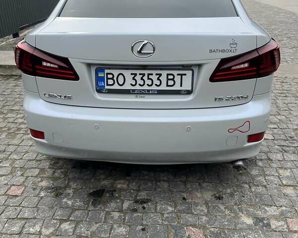 Білий Лексус ІС, об'ємом двигуна 2.23 л та пробігом 247 тис. км за 10200 $, фото 4 на Automoto.ua