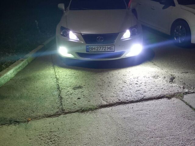 Білий Лексус ІС, об'ємом двигуна 3 л та пробігом 190 тис. км за 8700 $, фото 21 на Automoto.ua