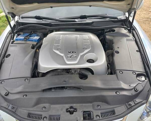 Белый Лексус ИС, объемом двигателя 3 л и пробегом 190 тыс. км за 8500 $, фото 20 на Automoto.ua