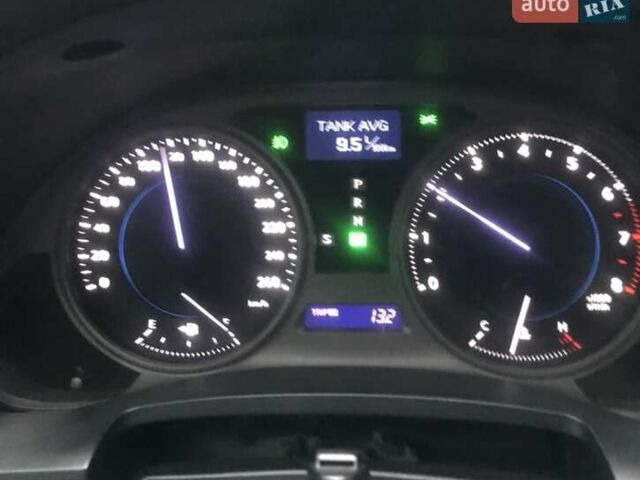 Белый Лексус ИС, объемом двигателя 3 л и пробегом 290 тыс. км за 7100 $, фото 12 на Automoto.ua