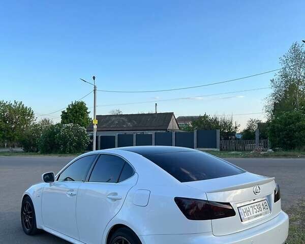 Белый Лексус ИС, объемом двигателя 3 л и пробегом 230 тыс. км за 10499 $, фото 14 на Automoto.ua