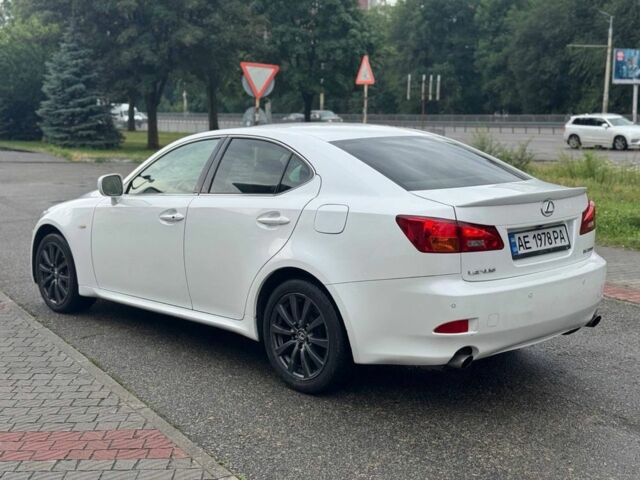 Білий Лексус ІС, об'ємом двигуна 3 л та пробігом 207 тис. км за 7700 $, фото 6 на Automoto.ua