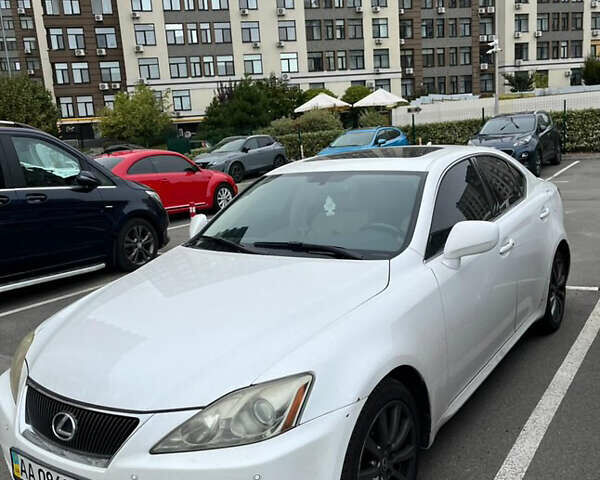 Білий Лексус ІС, об'ємом двигуна 2.5 л та пробігом 167 тис. км за 8850 $, фото 12 на Automoto.ua