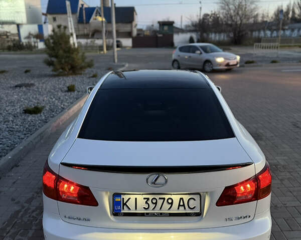 Білий Лексус ІС, об'ємом двигуна 3 л та пробігом 264 тис. км за 9990 $, фото 10 на Automoto.ua