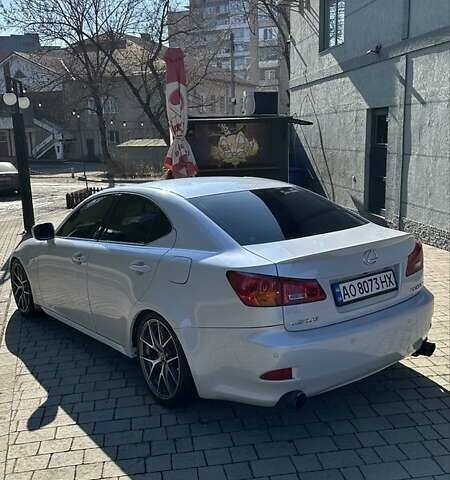 Белый Лексус ИС, объемом двигателя 3 л и пробегом 254 тыс. км за 10100 $, фото 1 на Automoto.ua