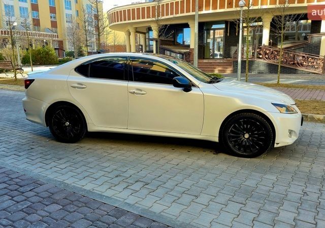 Білий Лексус ІС, об'ємом двигуна 2.5 л та пробігом 216 тис. км за 8500 $, фото 8 на Automoto.ua